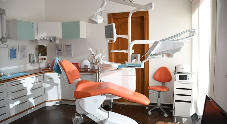 Odontologijos klinika – kaip sėkmingai valdyti procesus internetu